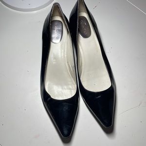 Calvin Klein black patent leather kitten heal pump